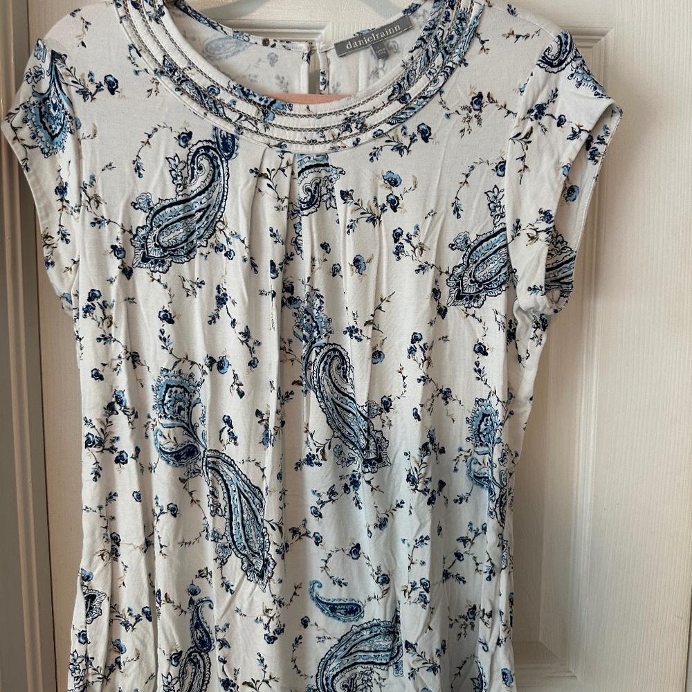 Cap Sleeve Paisley Knit Top